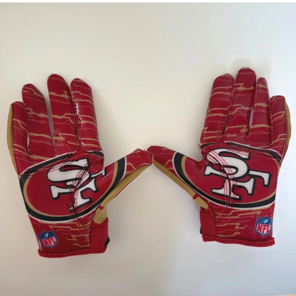 Wilson San Francisco 49ers Youth Football Receiver Gloves Red Gold Medium